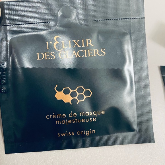 Valmont Elixir (Top Line) Samples Set, Value Over $280 - Picture 4 of 9